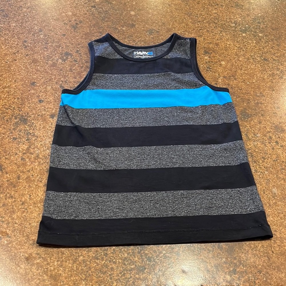 Hawk top size small